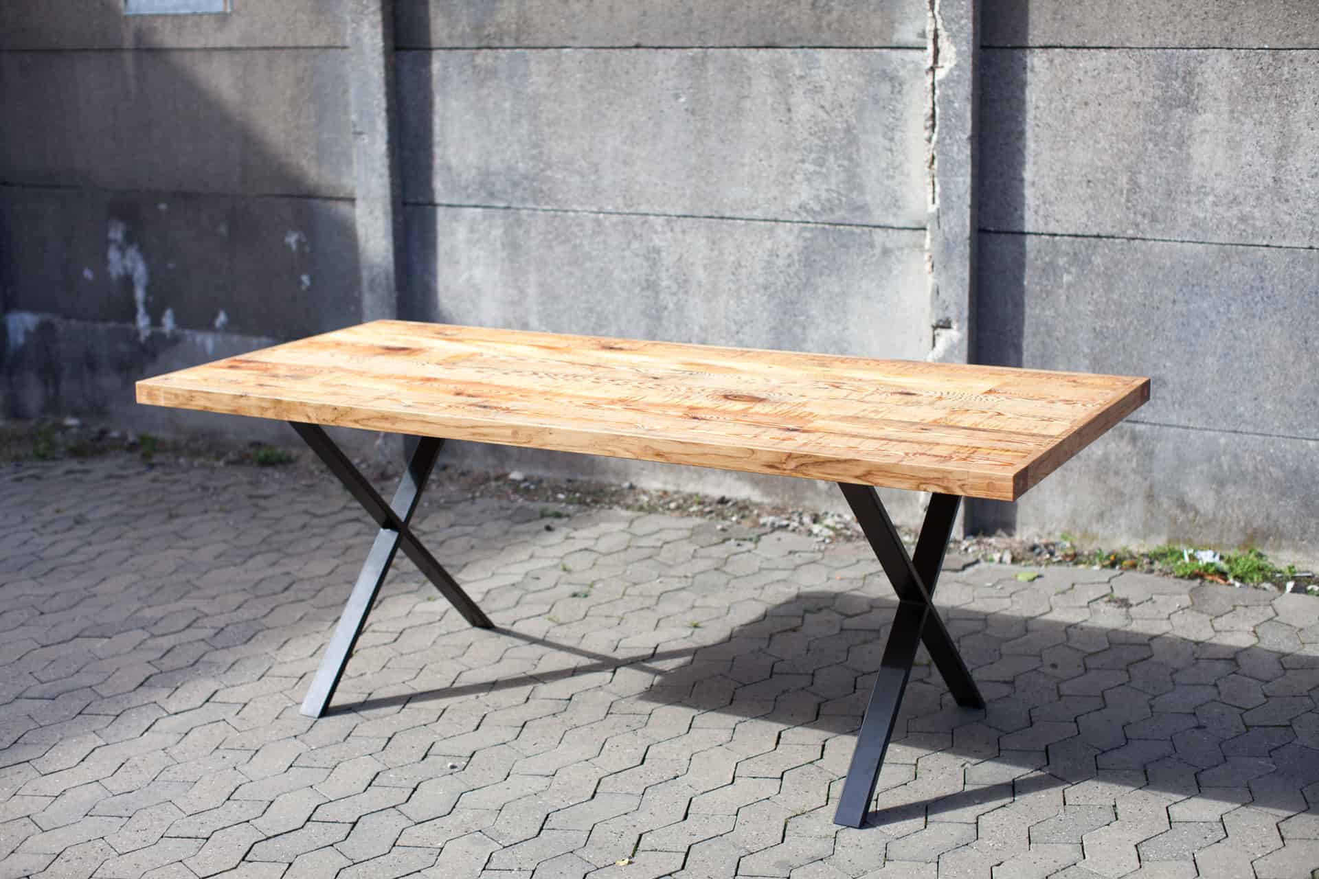 Møbler i genbrugstræ smalltime woodshop Billige bordben