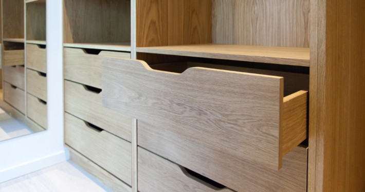 walk-in closet